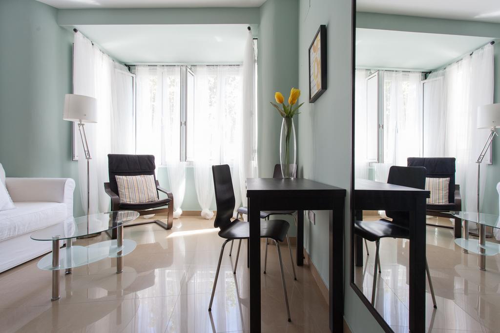 Apartamentos Edificio Constitucion Sewilla Pokój zdjęcie