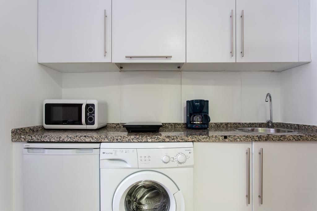 Apartamentos Edificio Constitucion Sewilla Zewnętrze zdjęcie