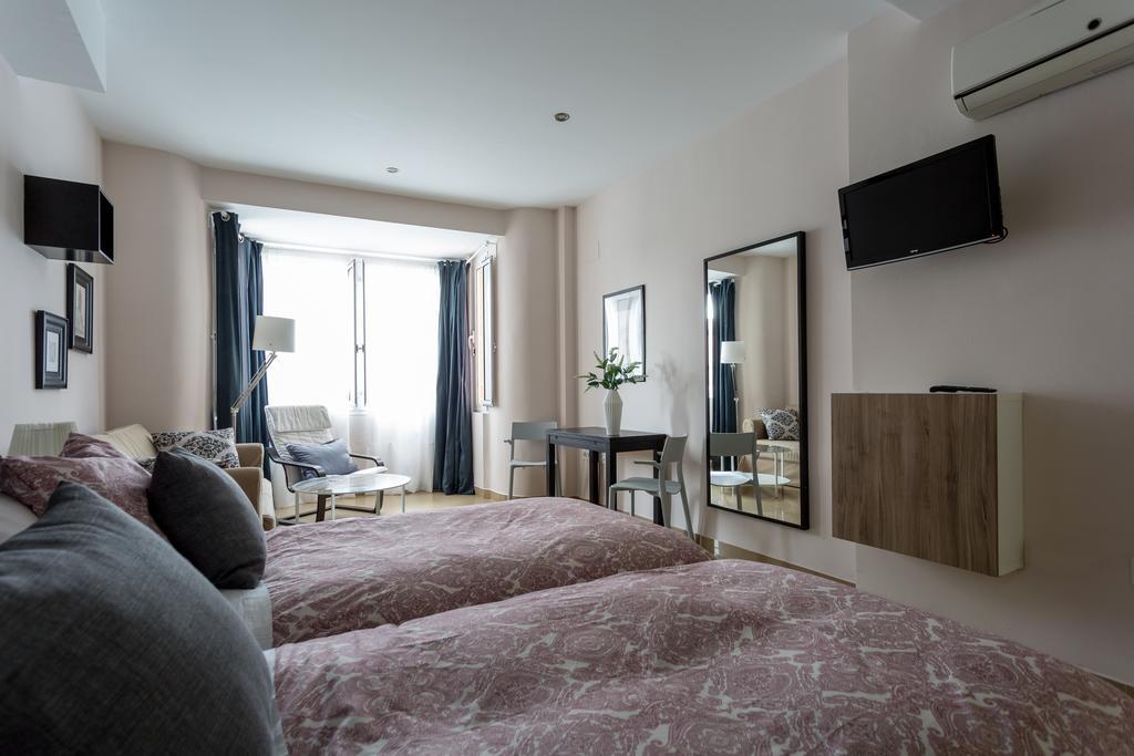 Apartamentos Edificio Constitucion Sewilla Zewnętrze zdjęcie